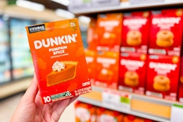 publix-dunkin-pumpkin-coffee-k-cup-pods-handheld