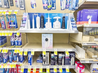 photo of the oral b electric toothbrush display in walgreens