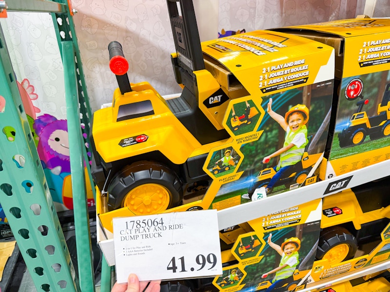 costco-cat-paly-and-ride-dump-truck