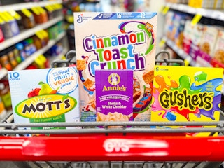 cvs shopping cart with motts, annie's, general mills products