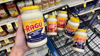 albertsons ragu alfredo sauce apr13 2023 b 1681402216 1681402216