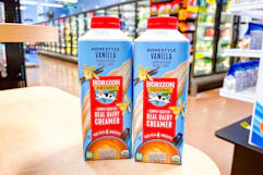 horizon organic creamers sitting on shelf at kroger