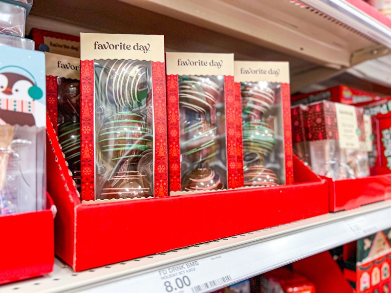 favorite-day-holiday-cocoa-bombs-target11