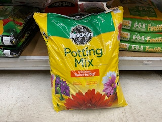 ace miracle grow potting mix 2 cu 033121 1617200424 1617200424