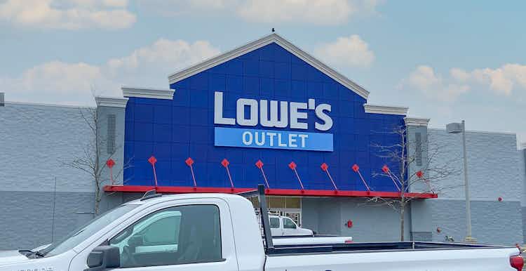 Courtesy of Lowes Outlet in Meriden | Facebook