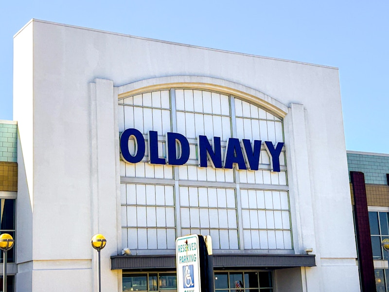 old-navy-store-front-kcl-2