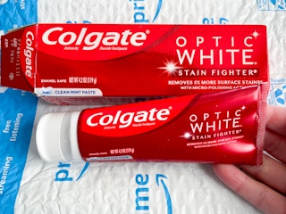 amazon colgate optic white toothpaste3 1675956971 1675956971