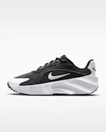 Nike Women's Aura Edge Shoes