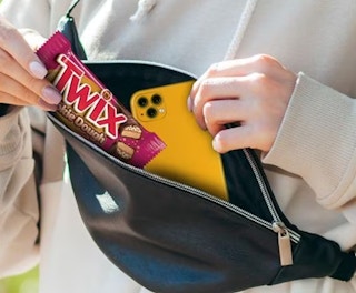 lifestyle image of twix cookie dough bar