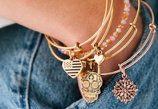 zulily-alex-and-ani-bracelets-apr-2023