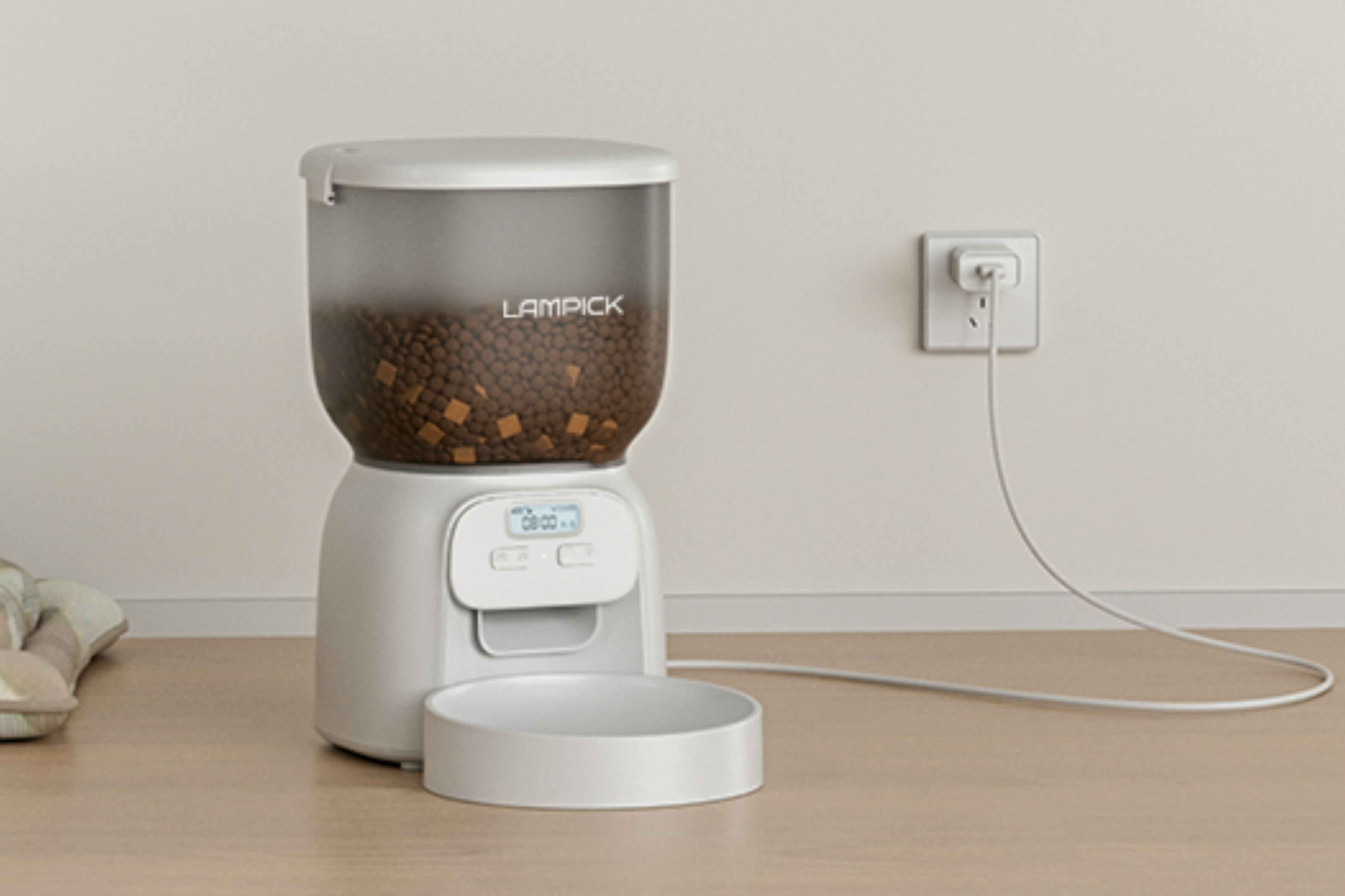 Pay Only $33 for This Automatic Cat Feeder With Amazon Coupon (Reg. $70)