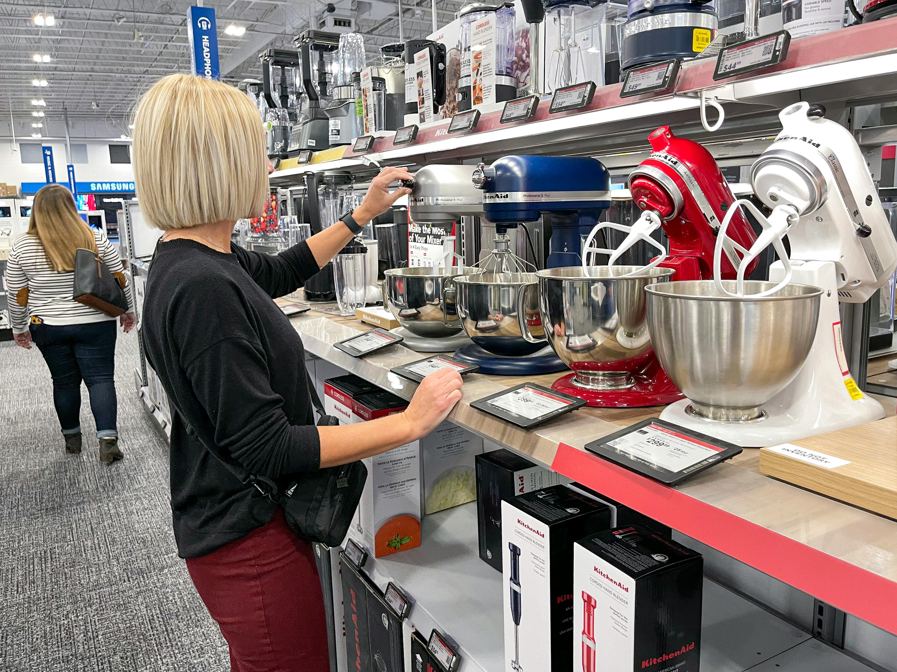 7 Tricks Finding a KitchenAid Mixer Sale - The Coupon Lady