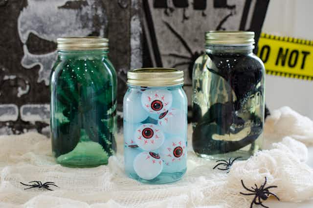 12 DIY Dollar Store Halloween Decorations To Scream About card image