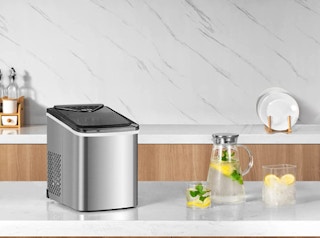 countertop-ice-maker-amazon-feature-image