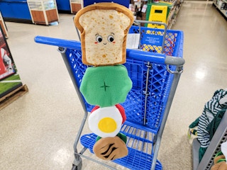 sandwich snuffle mat in front of a cart