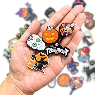 amazon crocs charms 1635354374 1635354374