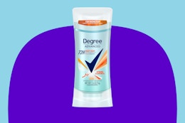 Degree Antiperspirant Deodorant Stress Control 72-Hour on a blue background.