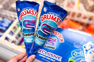 hand holding nestle drumstick slurpee cones