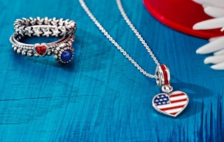 rue-la-la-pandora-americana-theme-2022-1