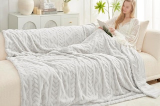 amazon throw blanket