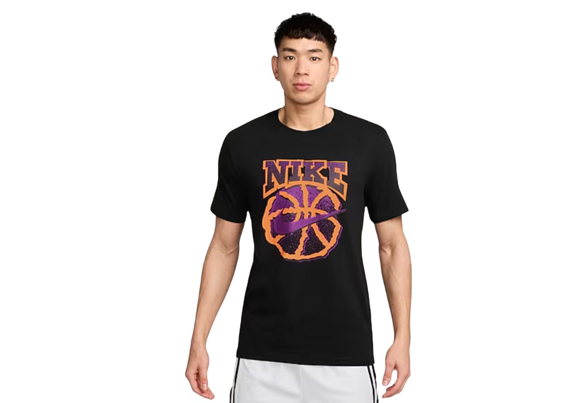 Nike Men's Graphic T-Shirt