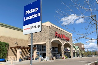 Fred Meyer pickup location sign.