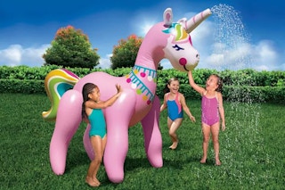 kids playing with llama-corn sprinkler