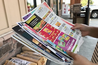 kcl newspaper coupons news stand convenience store 02 1534442333
