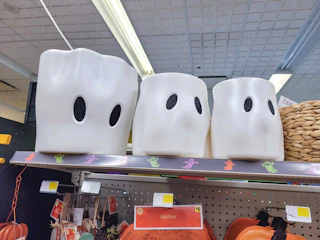 dollar-general-ghost-planter-2