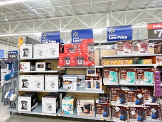 black friday walmart kitchen aisle 2021 7 1635489236 1635489236