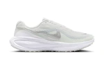 Nike Women's Revolution 8 Shoes