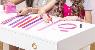 cool maker hair extensions coloring on desk