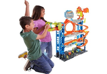 Hot Wheels City Ultimate Garage