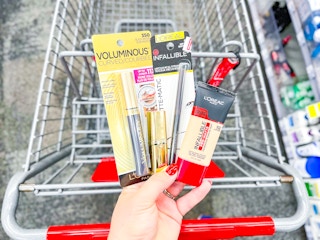 cvs-loreal-makeup-mascara-foundation-eyeliner-lipstick