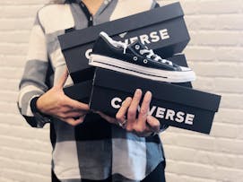 deficiencia Posible mínimo Converse Black Friday Sale 2023 Tips and Tricks - The Krazy Coupon Lady