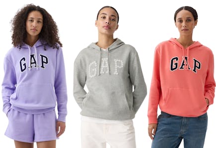 Gap Women’s Logo Hoodie