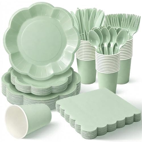Scalloped Paper Plates