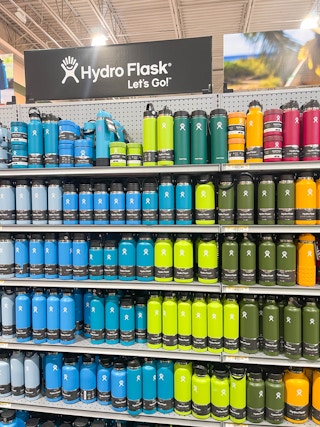 hydro flasks on store shelf