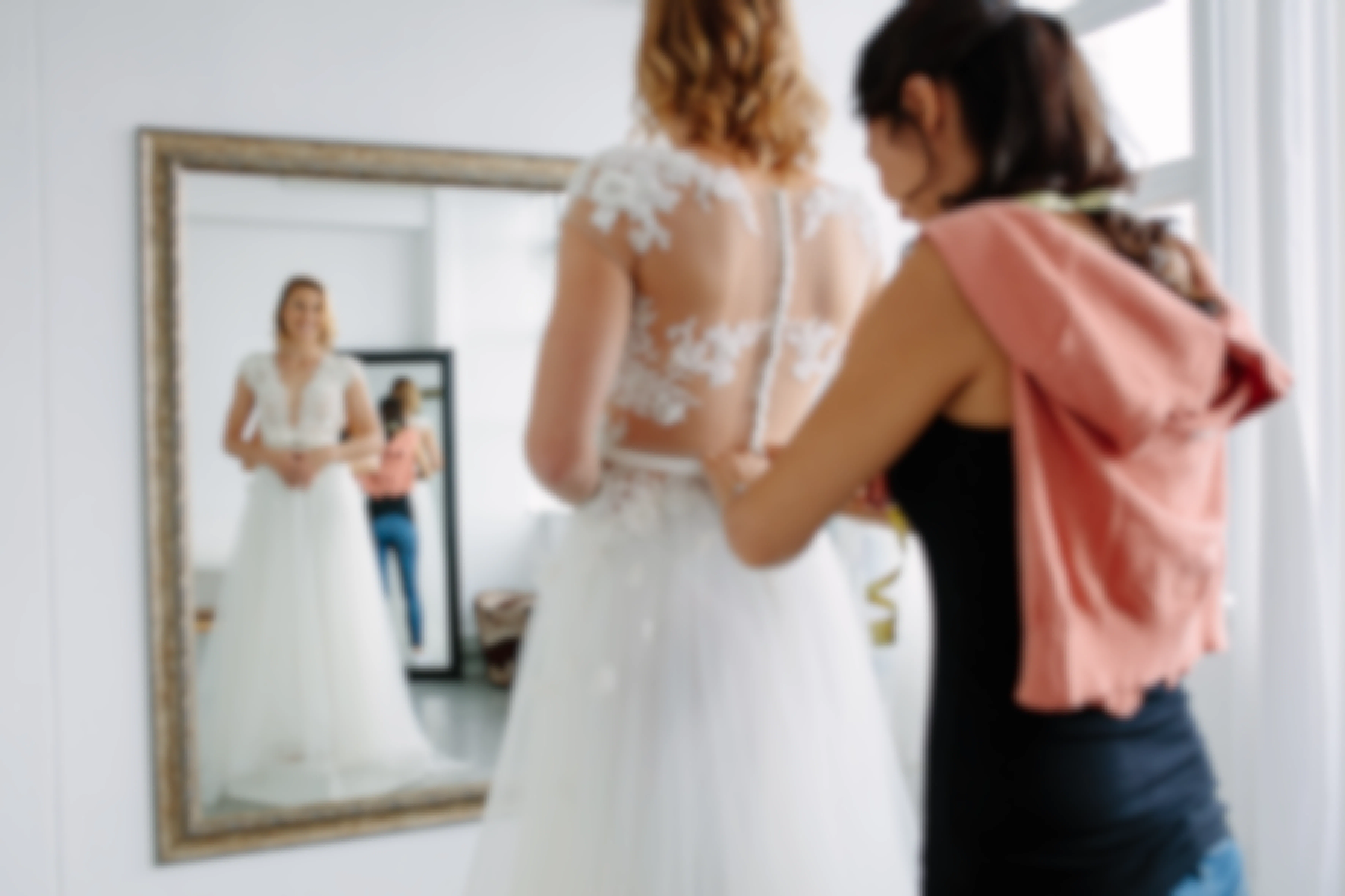 25 Best Places to Shop for Affordable Wedding Dresses