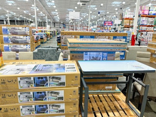 costco-furniture-tresanti-desk