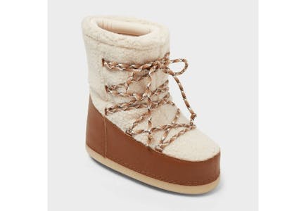 Universal Thread Women’s Boots