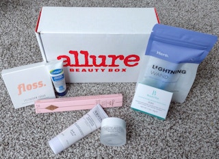 allure beauty box 2022 a 1641330804 1641330804
