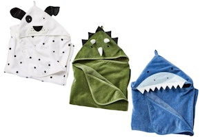 Pillowfort Kids' Hooded Towel
