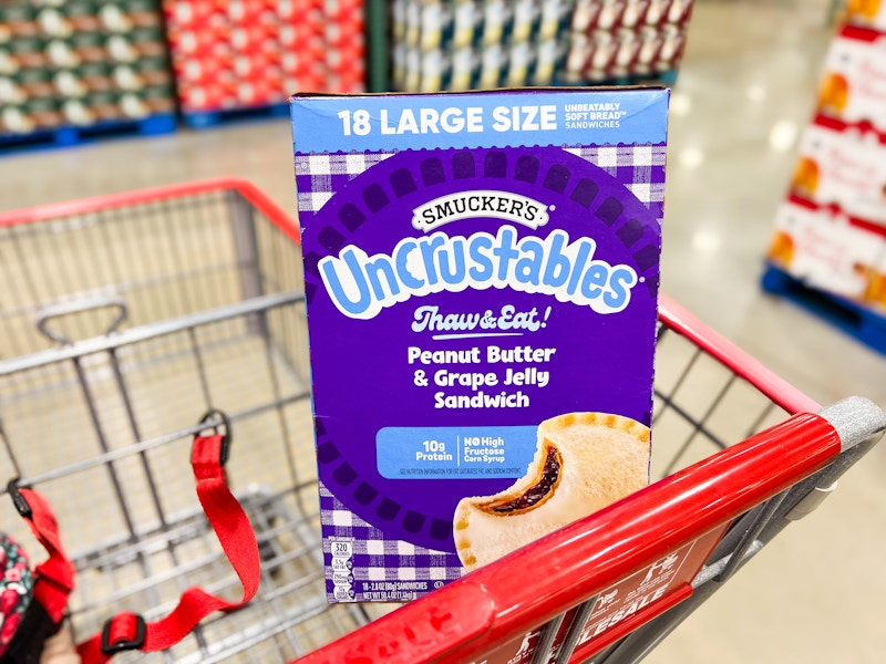 costco Smuckers Uncrustables 18-Count in cart