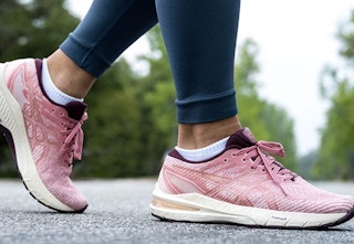 zulily-asics-running-shoe-sale-jan-2023