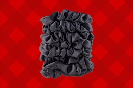 amazon basics satin scrunchies