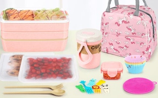 a pink lunch box kit