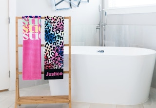 walmart-justice-bath-towels-2021