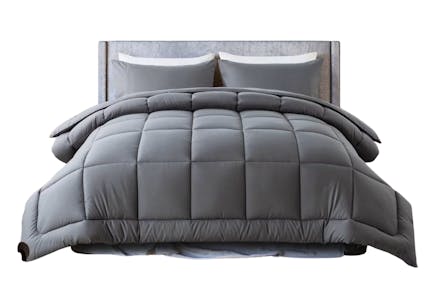 Down-Alternative King Comforter Set