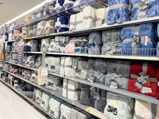 walmart-blankets-area-shot-2022